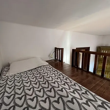 Spacious Flat-2